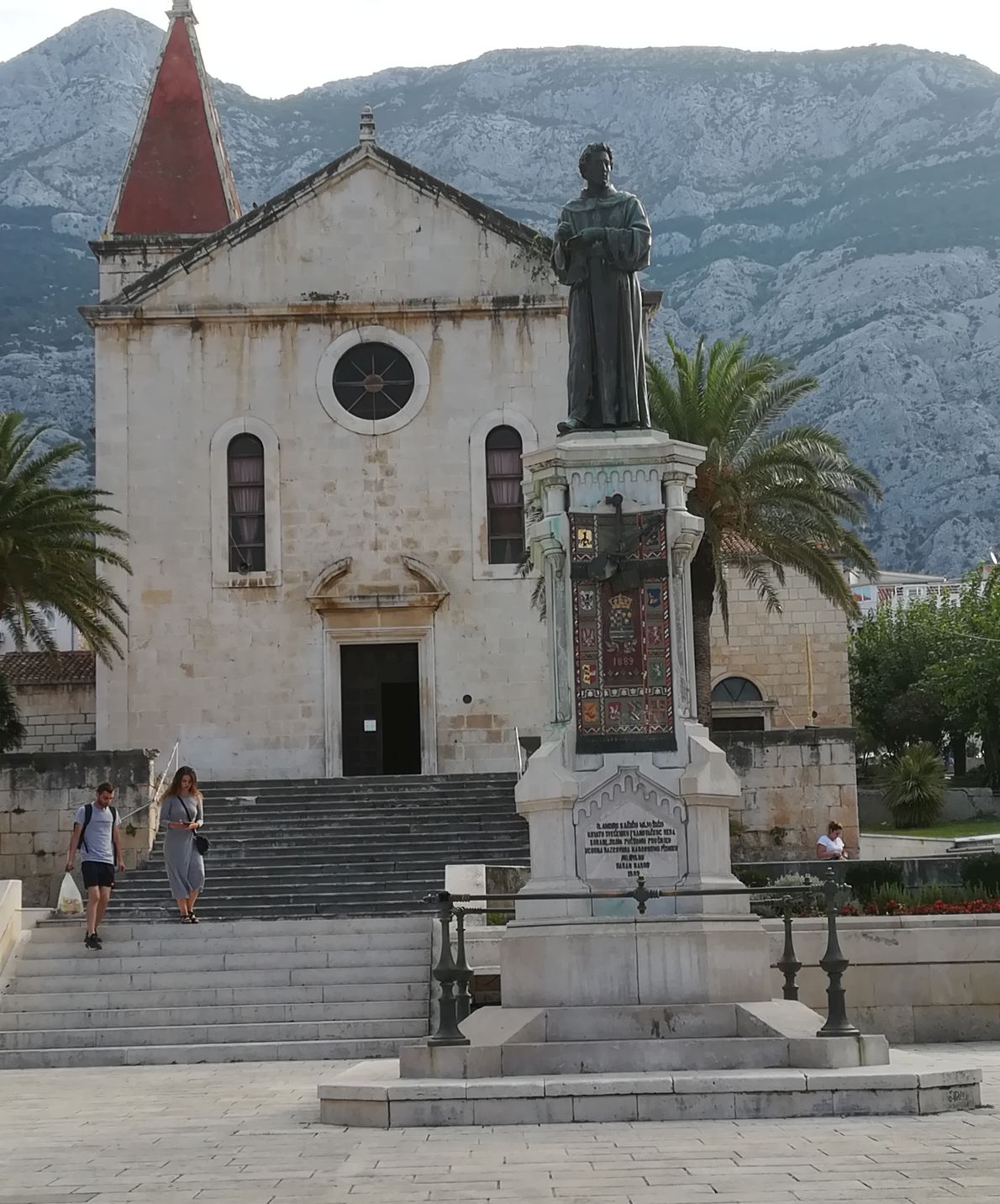 makarska-kostel.jpg